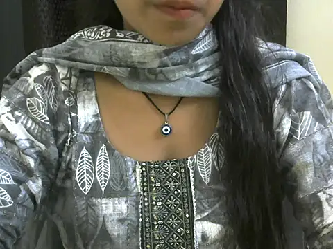 momo lov online show from September 2025 05:35:01 AM