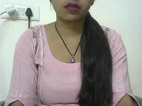 momo lov online show from October 2025 05:52:01 AM
