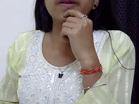 momo lov online show from February 2025 08:17:01 AM