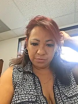 Erotic nayma online show from February 2026 06:20:02 PM