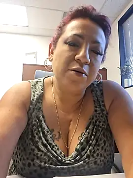 Erotic nayma online show from February 2026 10:28:02 PM