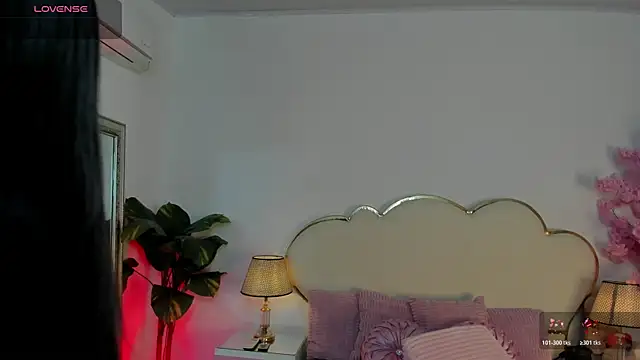 CahitlinBell online show from April 2026 05:42:02 AM