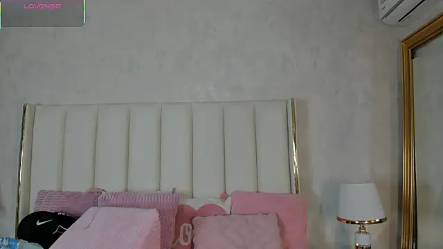 CahitlinBell online show from February 2026 06:21:02 AM