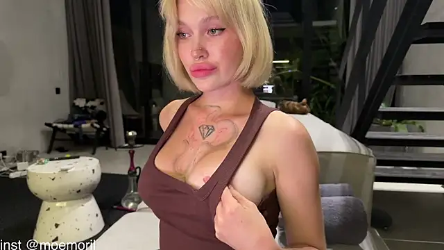 Golden Aline online show from March 2026 01:48:01 PM