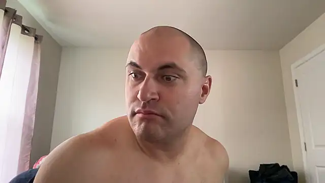 SluggishChase99 online show from May 2026 06:17:02 PM