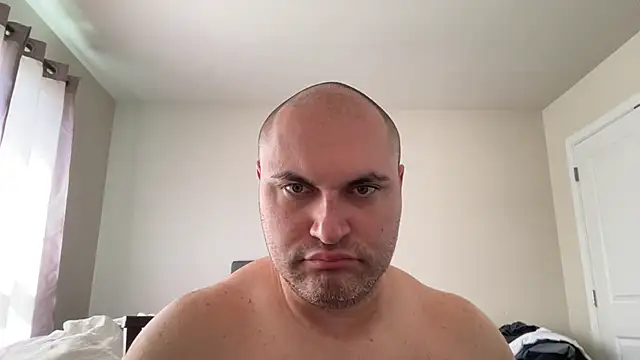 SluggishChase99 online show from April 2026 03:17:01 PM