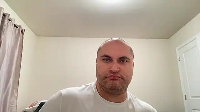 SluggishChase99 online show from February 2026 03:26:02 AM