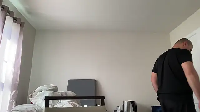 SluggishChase99 online show from April 2026 02:08:01 PM