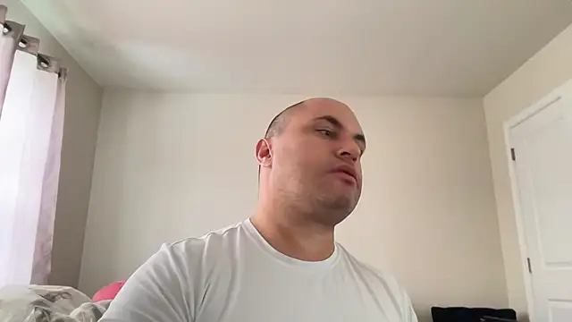 SluggishChase99 online show from February 2026 03:20:02 PM