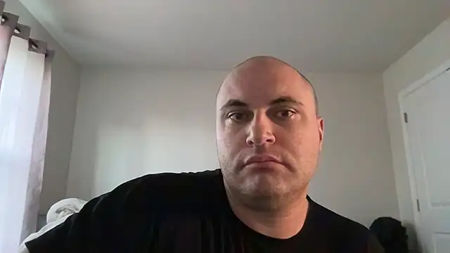 SluggishChase99 online show from March 2026 10:43:02 PM