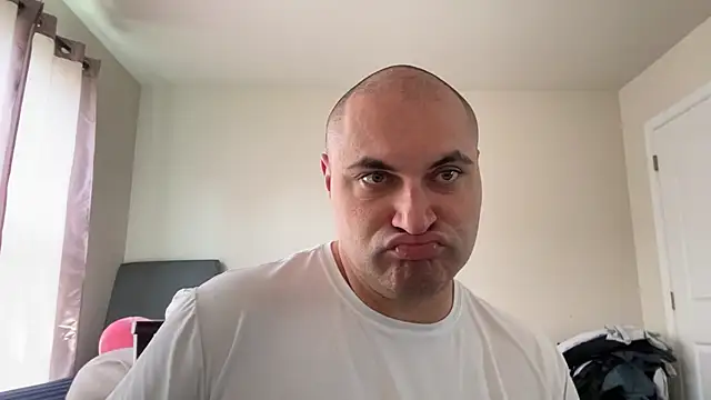 SluggishChase99 online show from June 2026 03:28:02 PM