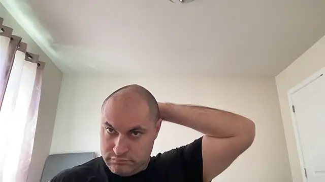 SluggishChase99 online show from May 2026 01:39:01 PM