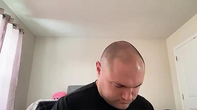 SluggishChase99 online show from February 2026 02:50:01 PM