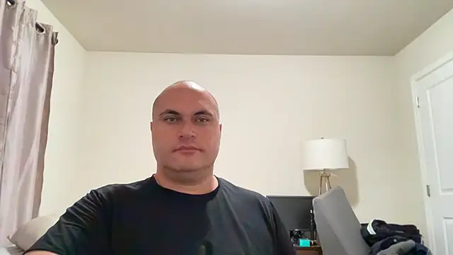 SluggishChase99 online show from November 2025 03:33:02 AM