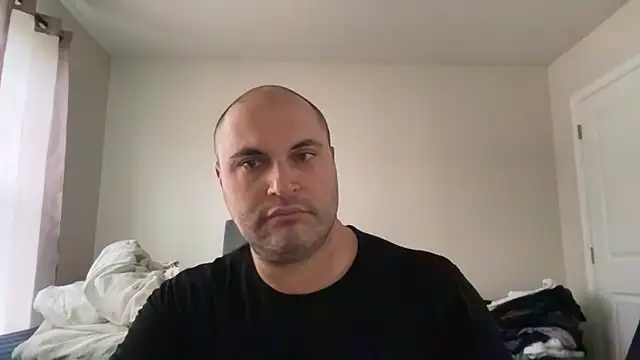 SluggishChase99 online show from April 2026 10:05:02 PM