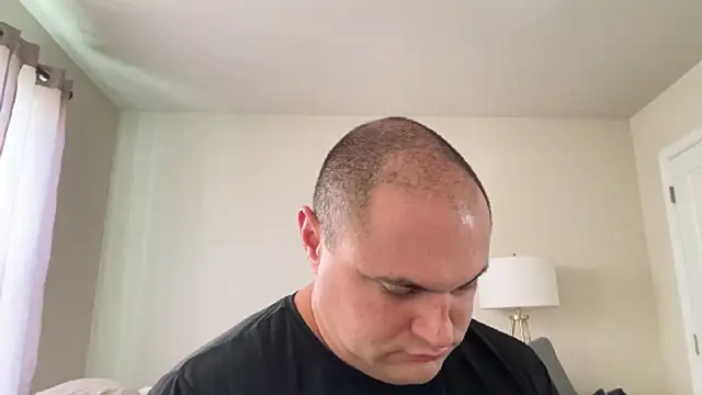 SluggishChase99 online show from November 2025 06:00:02 PM