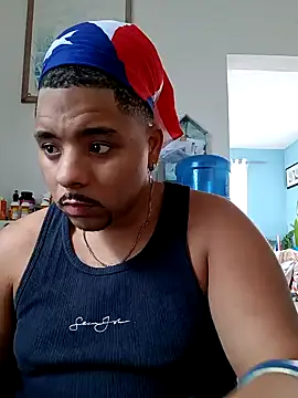 Snapshot of Dj-yefri-pauta chatting on January 2025 03:02:01 PM Dj-yefri-pauta online show from January 2025 03:02:01 PM