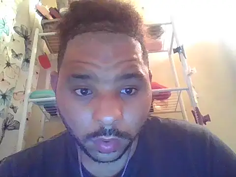 Snapshot of Dj-yefri-pauta chatting on April 2026 02:51:01 AM Dj-yefri-pauta online show from April 2026 02:51:01 AM