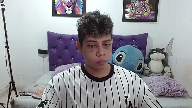 Wiiliam 20 online show from April 2026 02:32:02 PM