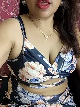 Snapshot of joya_bhabi chatting on April 2026 08:31:02 PM joya bhabi online show from April 2026 08:31:02 PM