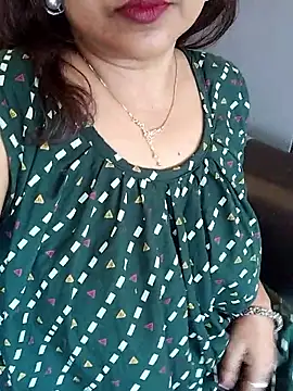 Snapshot of joya_bhabi chatting on May 2026 06:28:02 AM joya bhabi online show from May 2026 06:28:02 AM