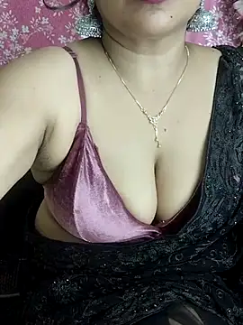 Snapshot of joya_bhabi chatting on May 2026 06:35:02 PM joya bhabi online show from May 2026 06:35:02 PM