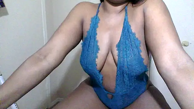 CaylenGee online show from March 2025 01:02:02 AM