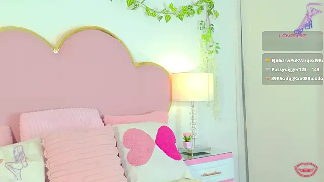 EmmaCrush online show from January 2026 09:29:01 PM