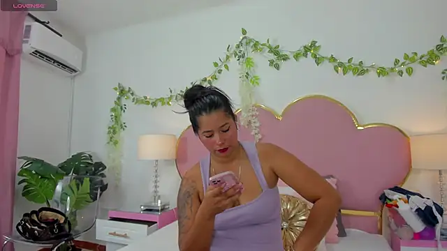 EmmaCrush online show from September 2025 08:37:01 PM