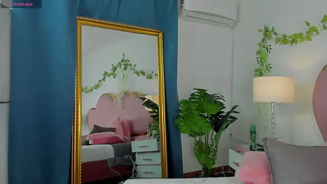 EmmaCrush online show from September 2025 10:14:02 PM