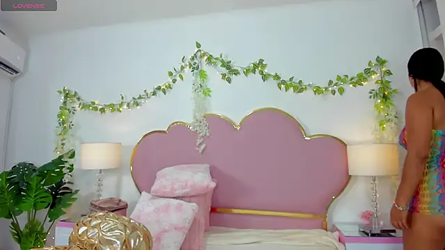 EmmaCrush online show from September 2025 09:11:01 PM