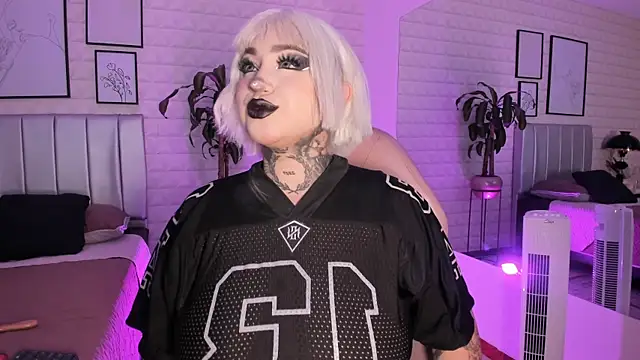 bella-green online show from November 2025 07:14:02 PM