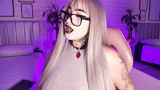 bella-green online show from September 2025 07:38:01 PM