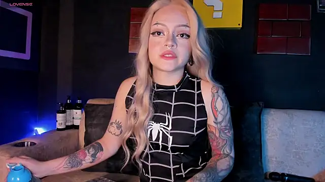 Elettra Rou online show from January 2025 09:57:01 PM