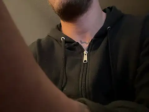 darthjeff21 online show from January 2025 11:00:01 PM