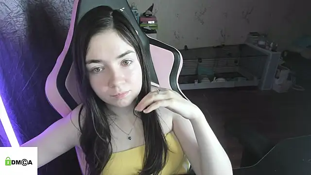 Crazy forest fairy online show from March 2026 02:04:02 AM