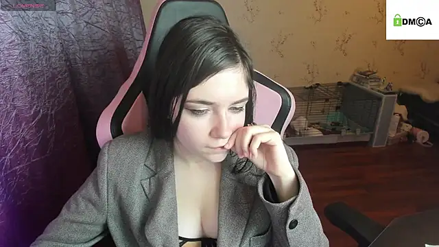 Crazy forest fairy online show from November 2025 09:59:02 PM