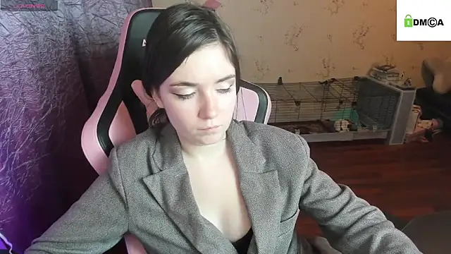 Crazy forest fairy online show from November 2025 11:16:02 PM