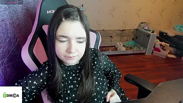 Snapshot of Crazy_forest_fairy chatting on January 2026 11:22:02 PM Crazy forest fairy online show from January 2026 11:22:02 PM