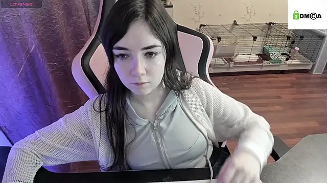 Crazy forest fairy online show from December 2024 11:58:02 PM