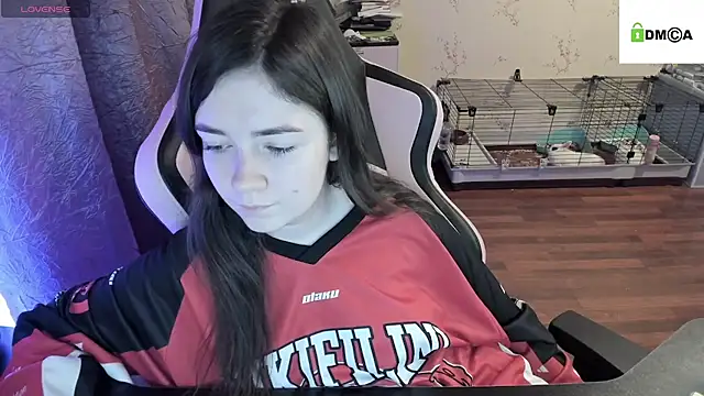 Crazy forest fairy online show from February 2025 10:47:01 PM