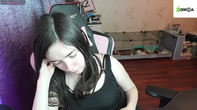 Crazy forest fairy online show from November 2025 10:24:02 PM