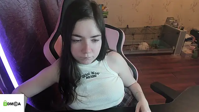 Crazy forest fairy online show from April 2026 11:50:02 PM