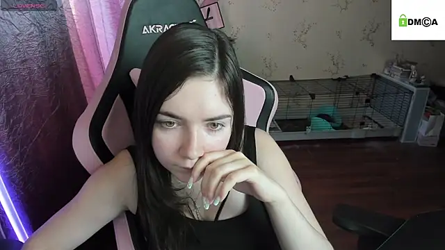 Crazy forest fairy online show from October 2025 01:35:01 PM