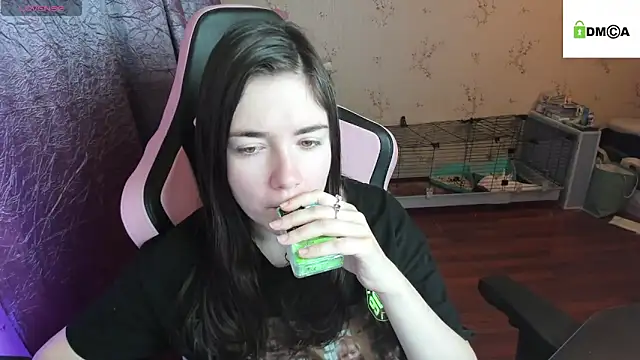 Crazy forest fairy online show from November 2025 02:15:01 AM