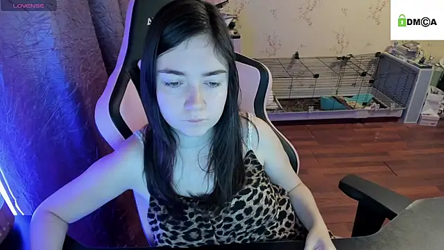 Crazy forest fairy online show from October 2025 09:27:02 PM