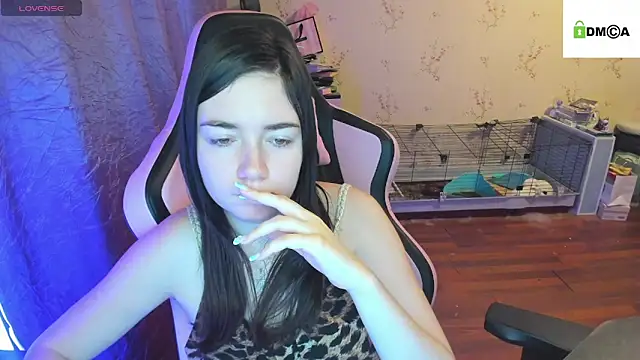 Crazy forest fairy online show from October 2025 04:54:01 AM