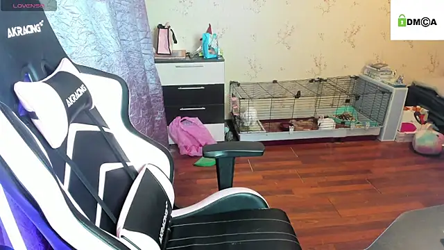 Crazy forest fairy online show from December 2025 01:39:01 AM