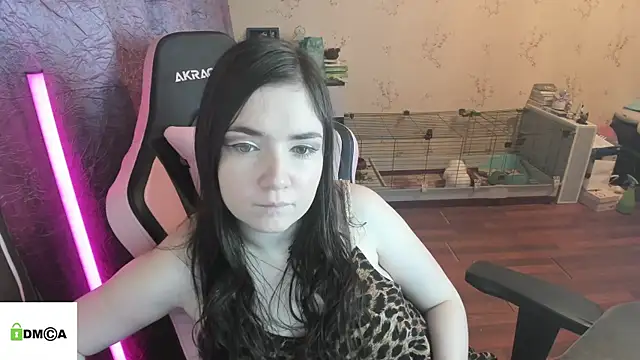 Crazy forest fairy online show from March 2026 10:30:01 PM