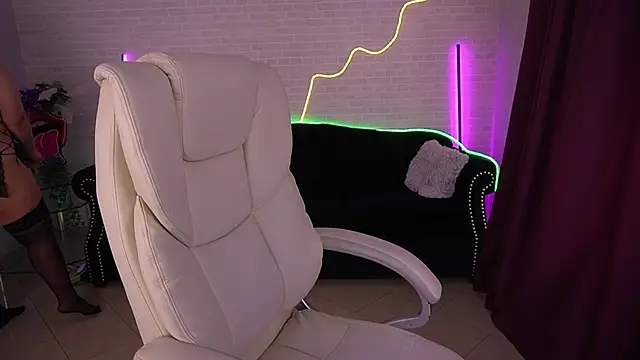 GabbieJay online show from September 2025 12:26:01 PM